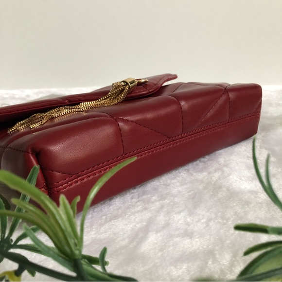 Like Dreams Aster Tassel Quilted Crossbody, NWOT - Picture 4 of 7